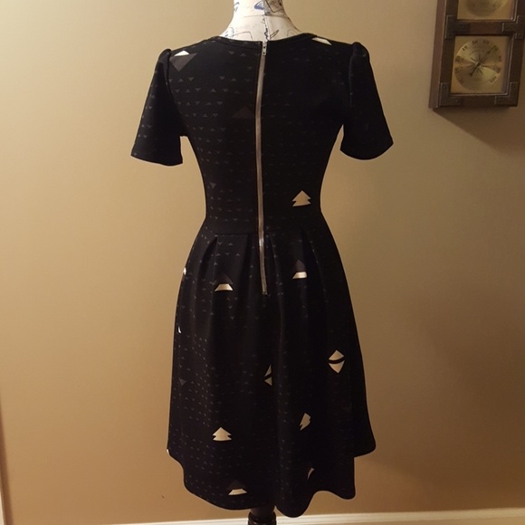 Lularoe Amelia - Picture 3 of 3